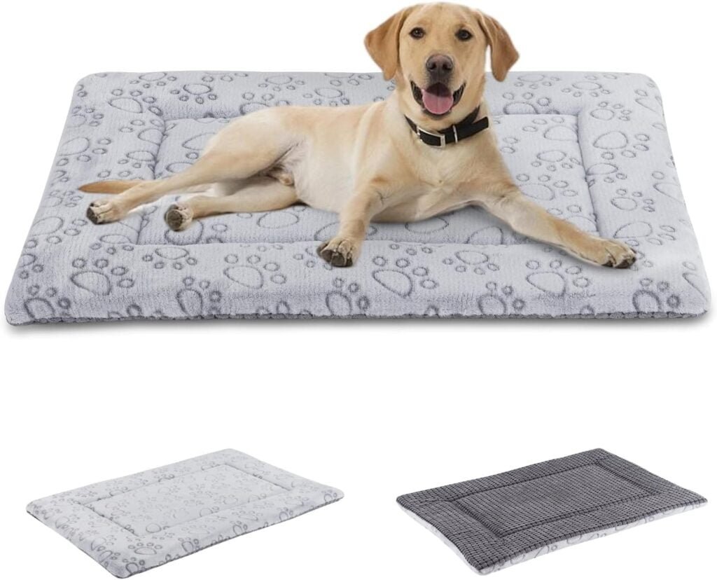 IEUUMLER Colchoneta para Perros y Gatos Cama, Cojín para Mascotas Suave cálido Lavable y Duradero de Doble Uso, Colchón para Perros Grandes y Medianos FC014 (Gris,121 * 76cm)