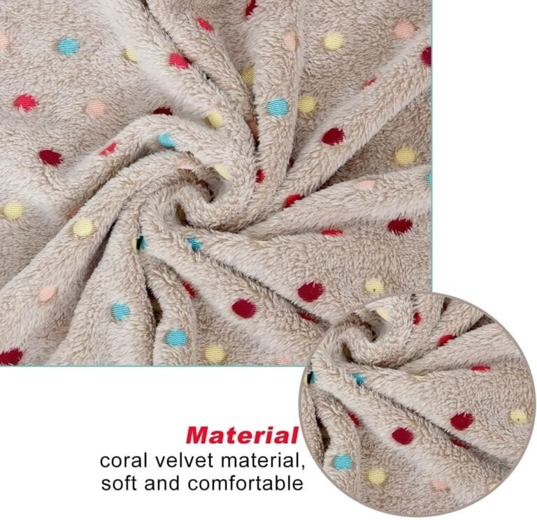 PAWZ Road Pet Dog Manta Fluffy Fleece Fabric Suave y Linda Warm Dot Print Manta Lavable para Gatos y Perros Beige 53 * 77cm