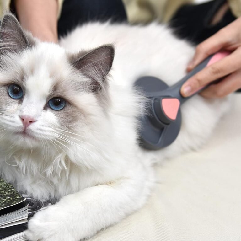 PAKEWAY Cepillo Perros y Gatos, Autolimpiante Peine para Mascotas, para Desenredar y Peinar el Pelo de las Mascotas, Quitar el Exceso y Muerto de Pelo, No rascará la Piel